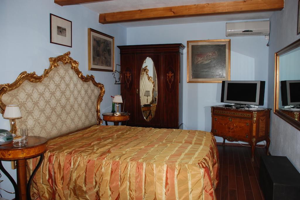 Villa Giulia Islaz Værelse billede