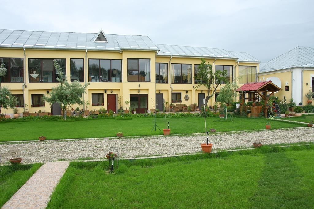 Villa Giulia Islaz Eksteriør billede
